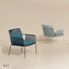 Das firmeneigene Designstudio des katalonischen Herstellers Kettal erschuf die gemütliche und zeitlose Net Kollektion