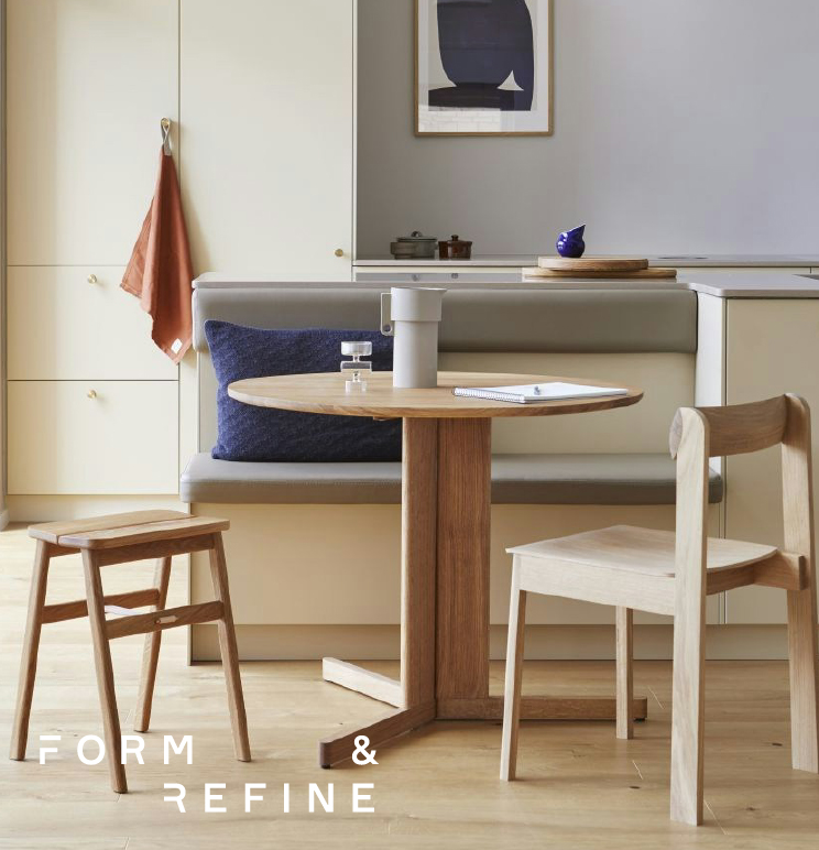 Form & Refine Trefoil Tisch